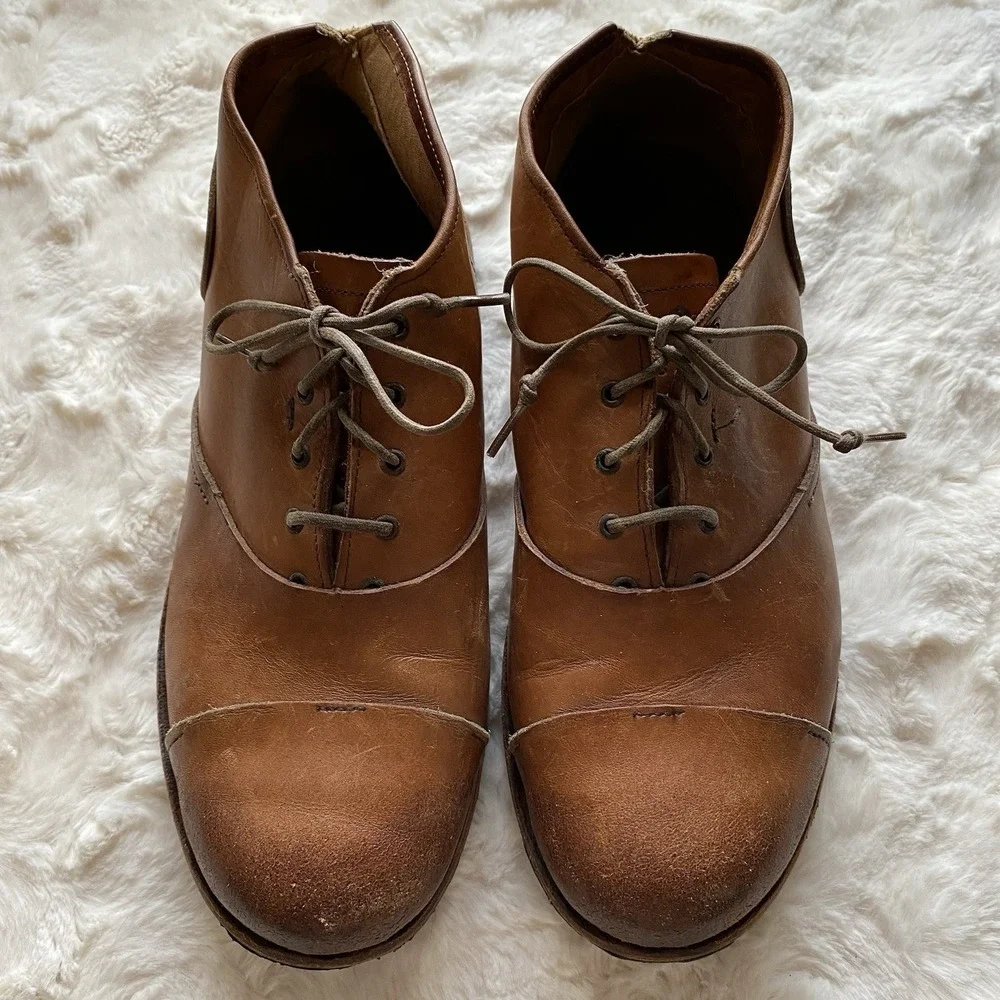 Timberland Boot Company Leather Boots Men's Size 7 Lace Up Cap Toe Shoes‎ 10328